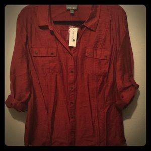 SOLD Burgundy Red Roz & Ali Quarter Sleeve Top